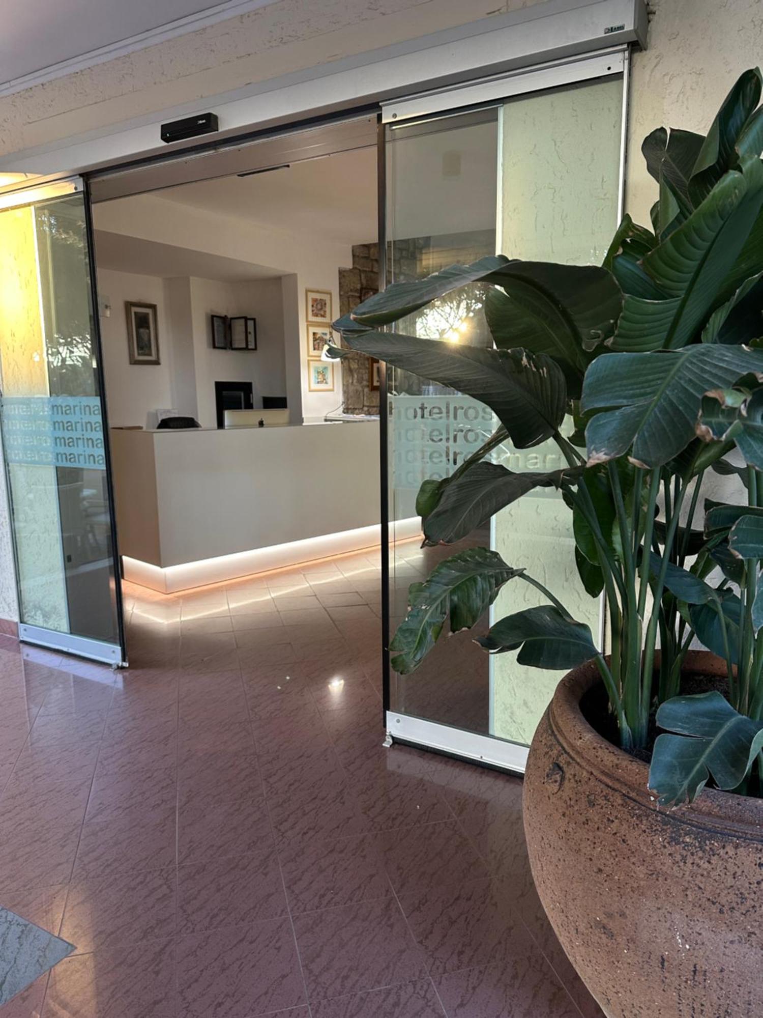 Hotel Rosmarina Marina di Grosseto Buitenkant foto